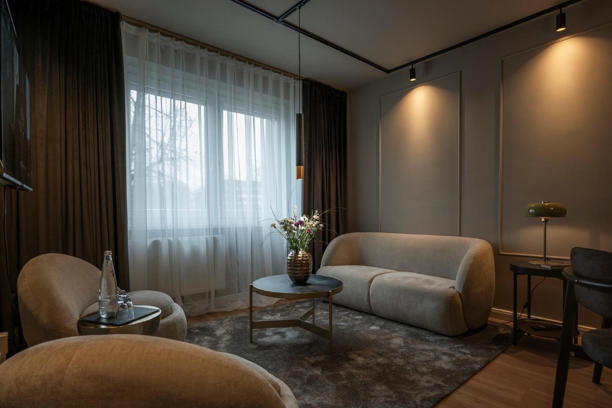 Leipzig Suites Экстерьер фото